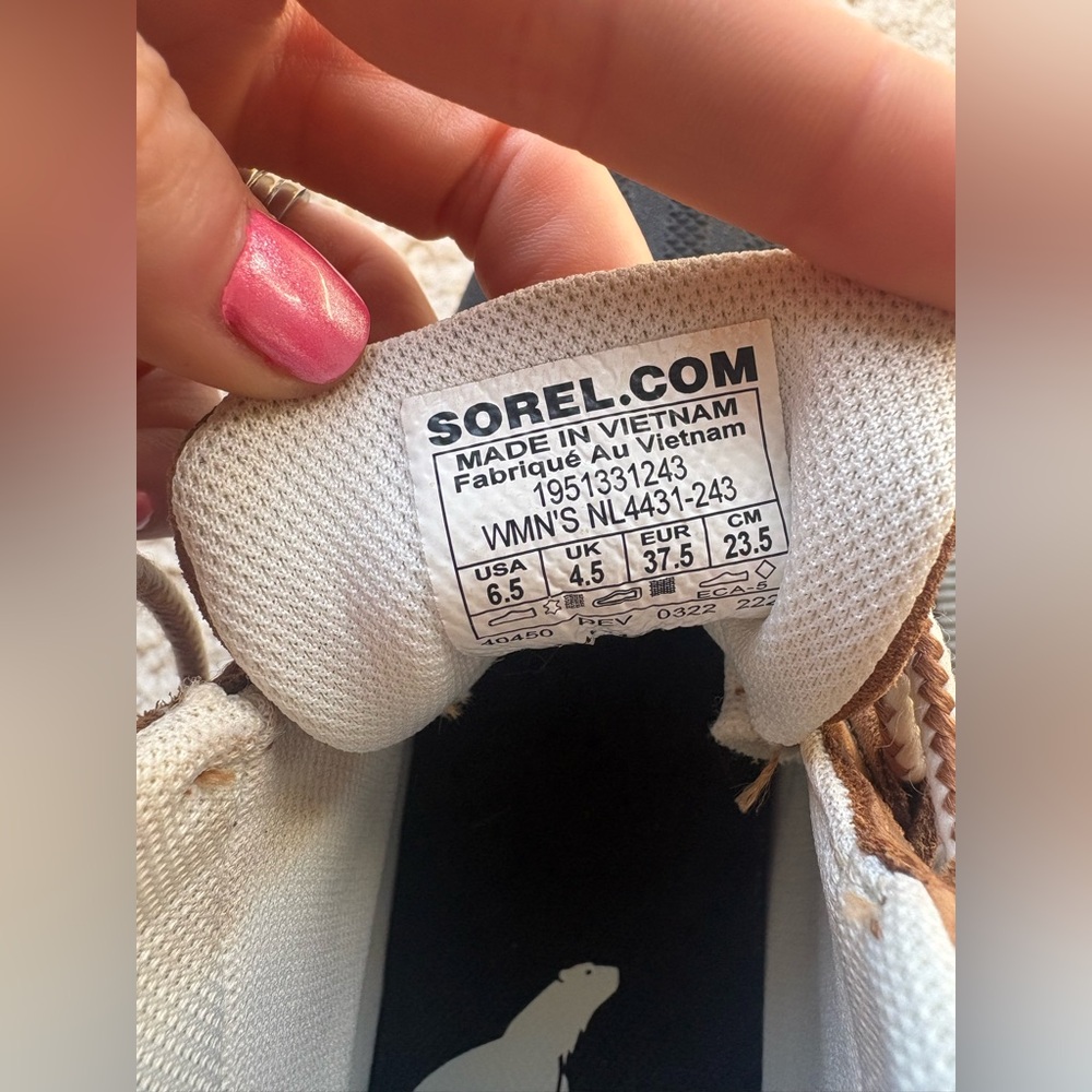Women’s Sorel Out N About Classic Waterproof Boot - Picture 5 of 6